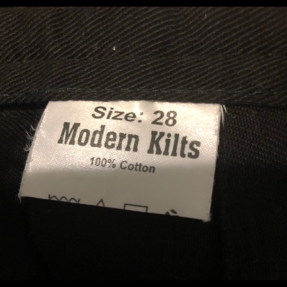 017 Modern Kilts Black Punk 2 Big Pockets 3 Buckles Heavy Cotton Sz 28 - Picture 2 of 14